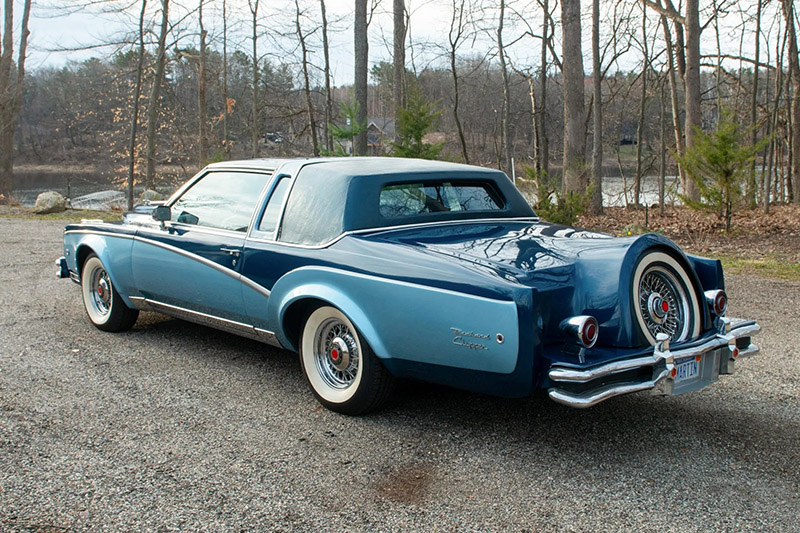 Packard Custom Coupe (1981) – von Bayliff umgebauter Cadillac Fleetwood